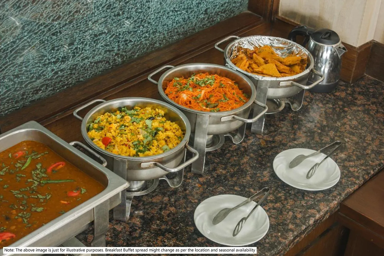 *** Hotel Nirupama,Hotel Aluva 700 Mtr From Aluva Railway Station Alwaye India