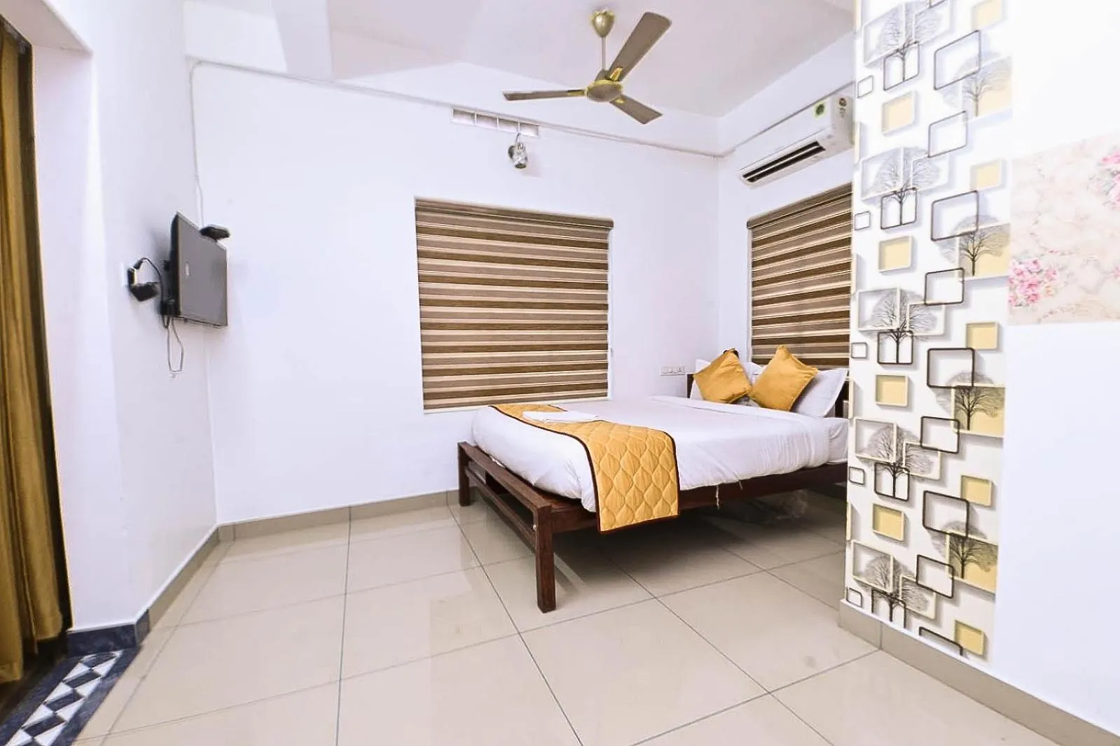 Nirupama,Hotel Aluva 700 Mtr From Aluva Railway Station Alwaye 3*,